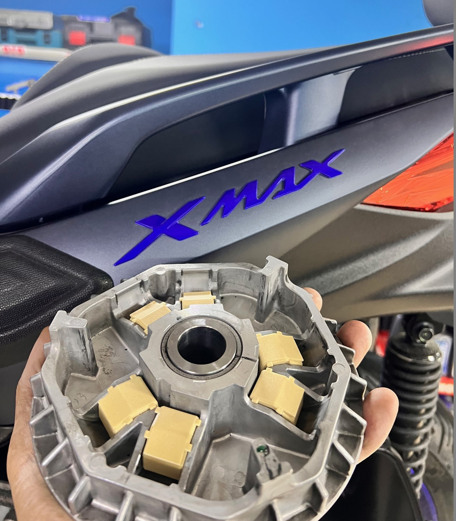 YAMAHA XMAX 250 (2018 VE SONRASI İÇİN) FLYING ROLLER II BAGA